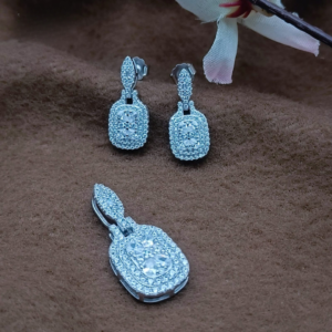 Slight Prism Pendant Set