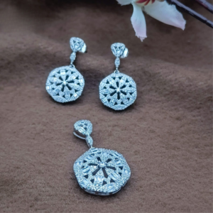 Slight Orb Pendant Set