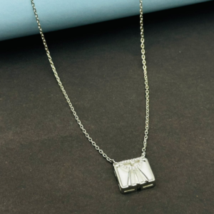 Icy Square Elegance Pendant Set
