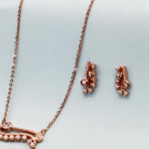 Golden Empress Pendant Set  With Earrings