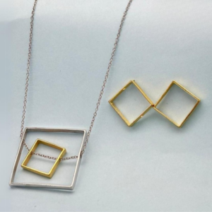 Opulent Square Pendant Set with Earrings