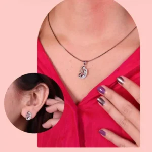 Elysian Elegance: Peacock Motif Unique Pendant Set for a Touch of Grace