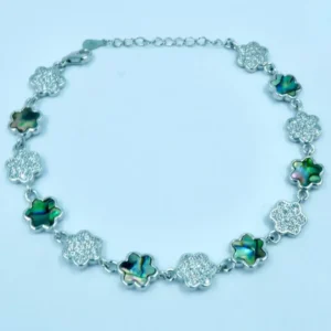 Chrome Radiance: Elegant Silver Bracelet