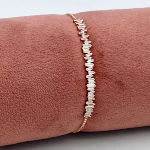 Celestial Spark: Classic Chain Bracelet with Zirconia Glow